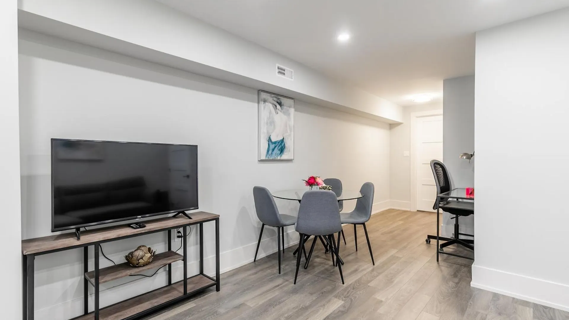 アパート Globalstay Modern Basement In The Heart Of トロント